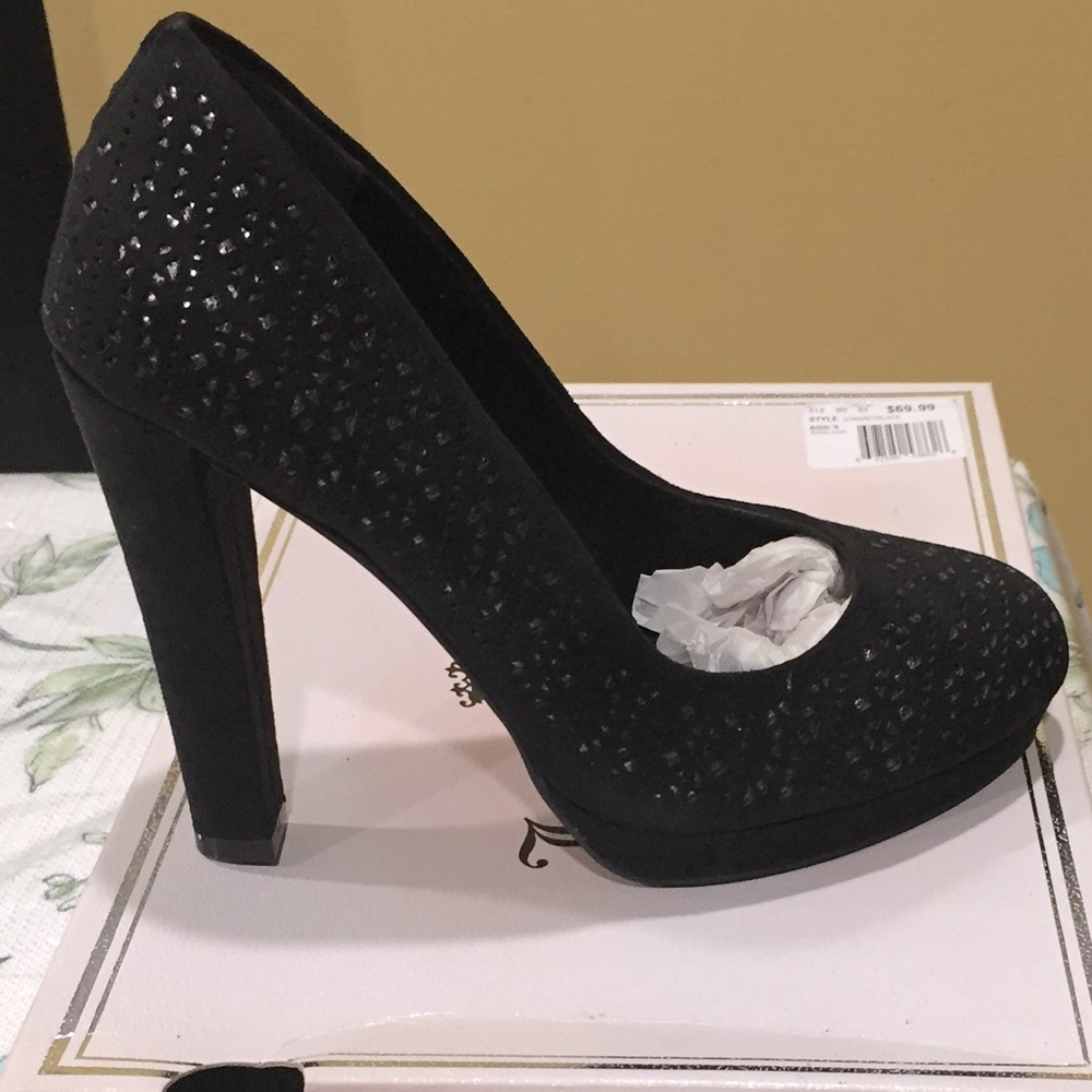 Juicy Couture Marcy metallic underlay high heels with a cutout design - Picture 3 of 5